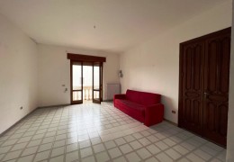 Appartamento a Calimera 1° piano con Veranda 150 metri Piazza del Sole